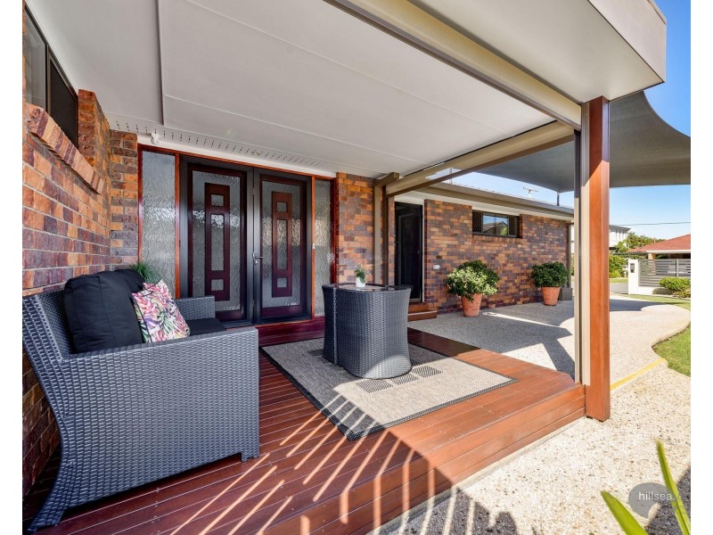 1/29 Eider Avenue, Paradise Point QLD 4216