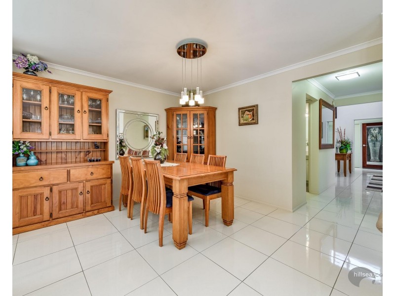 1/29 Eider Avenue, Paradise Point QLD 4216