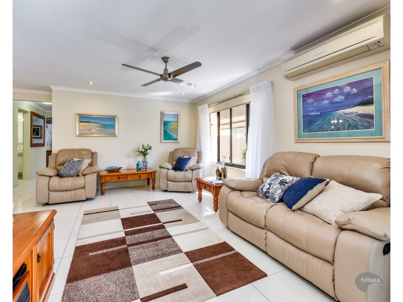 1/29 Eider Avenue, Paradise Point QLD 4216