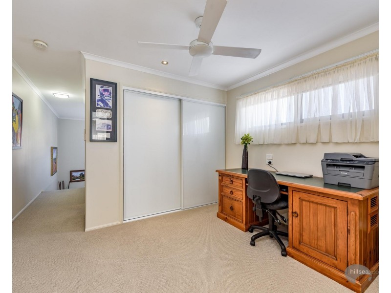 1/29 Eider Avenue, Paradise Point QLD 4216