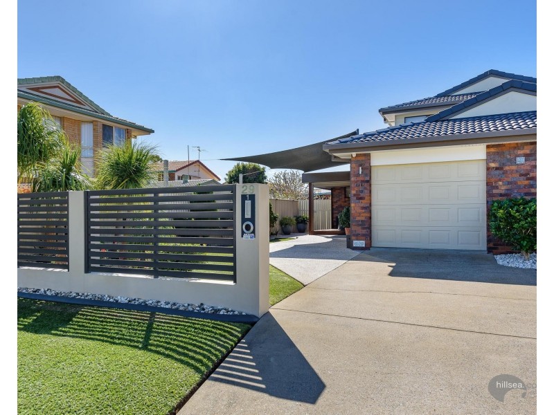 1/29 Eider Avenue, Paradise Point QLD 4216