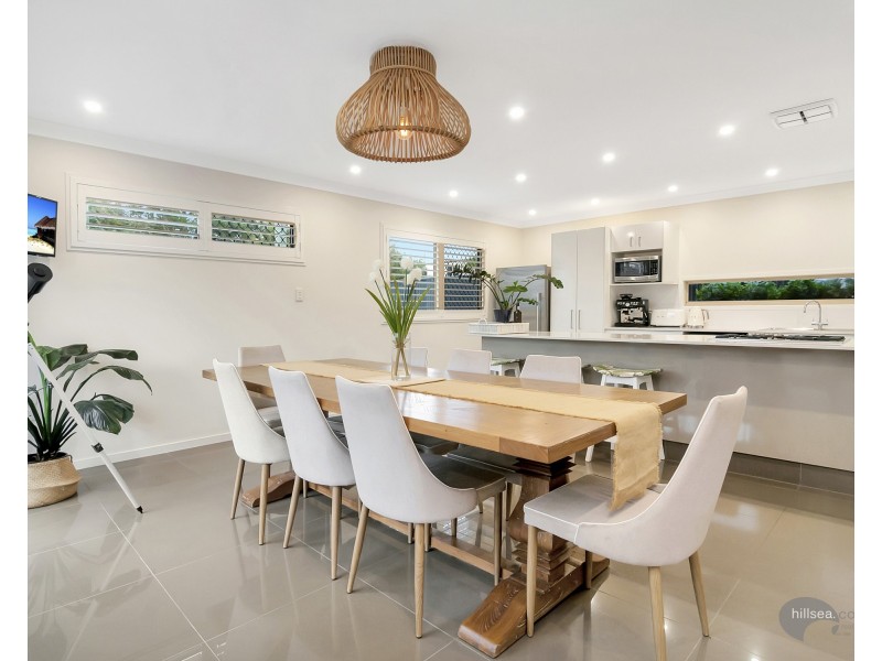 6 Clematis Avenue, Hollywell QLD 4216