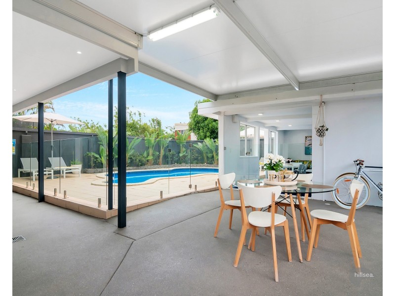 6 Clematis Avenue, Hollywell QLD 4216