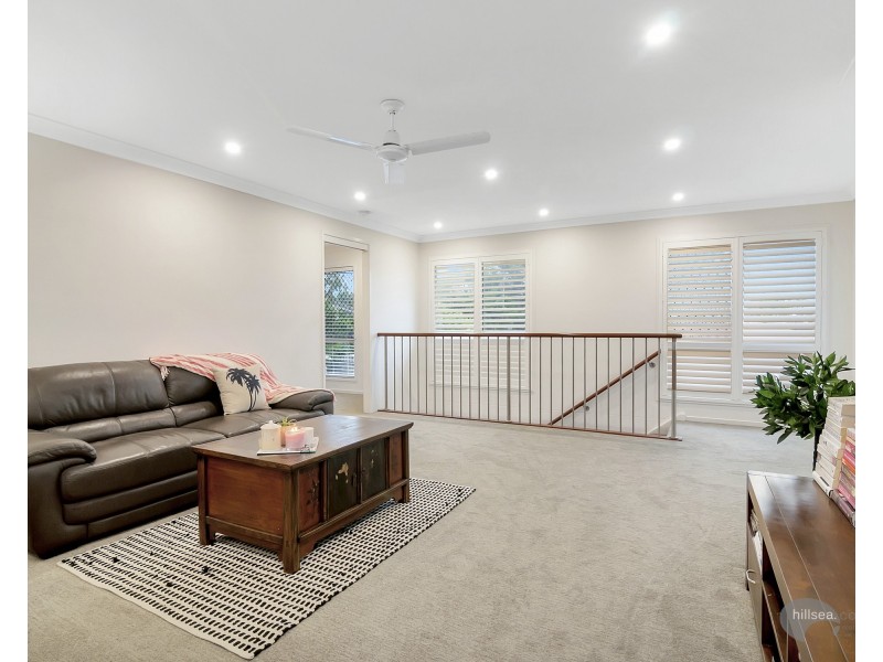 6 Clematis Avenue, Hollywell QLD 4216