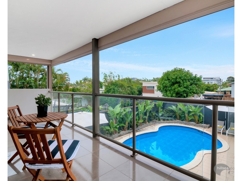 6 Clematis Avenue, Hollywell QLD 4216