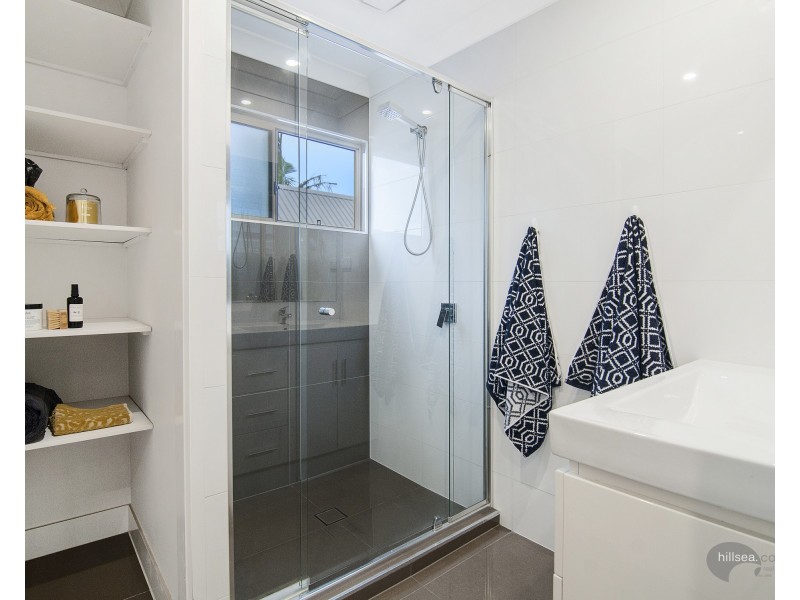 6 Clematis Avenue, Hollywell QLD 4216