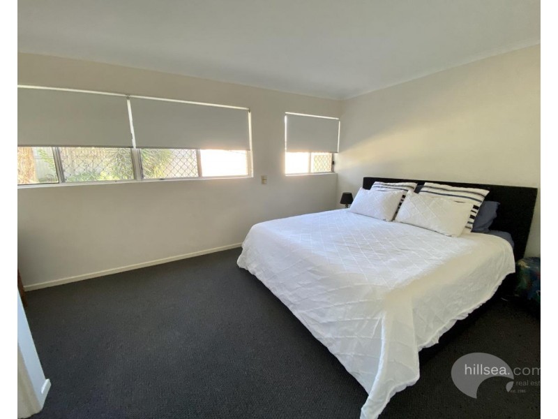 4A/9 McWilliam Close, Labrador QLD 4215