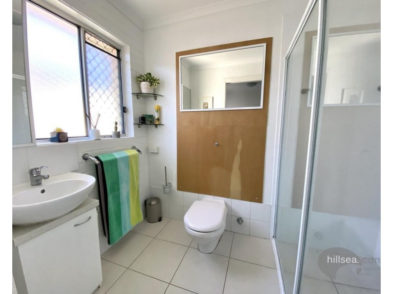 4A/9 McWilliam Close, Labrador QLD 4215