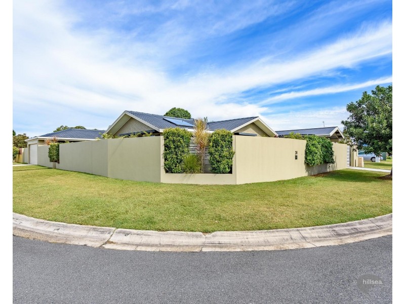 24 Tradewinds Avenue, Paradise Point QLD 4216