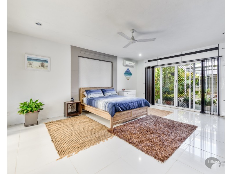 23 Killowill Avenue, Paradise Point QLD 4216