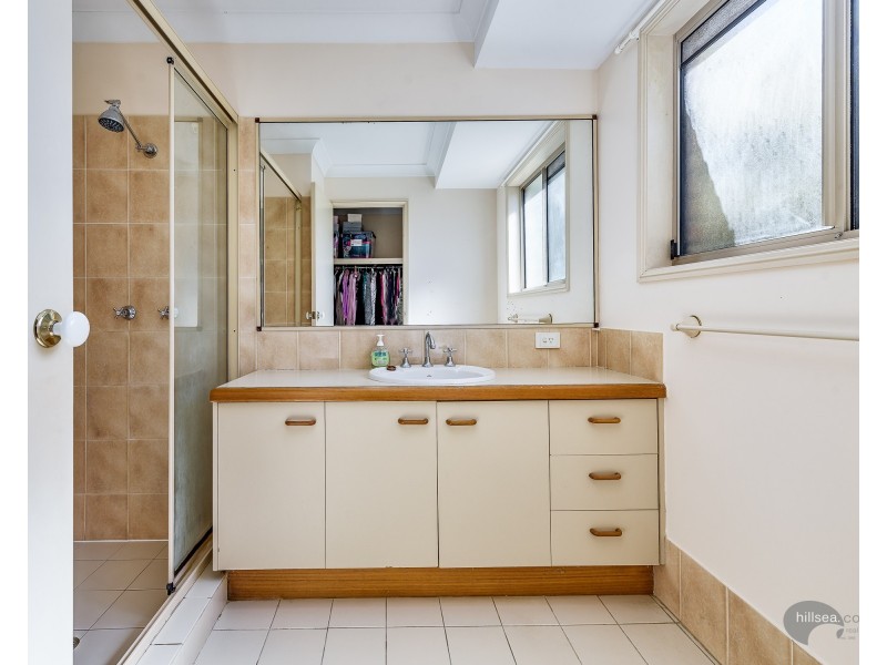 17 Waranga Way, Coombabah QLD 4216