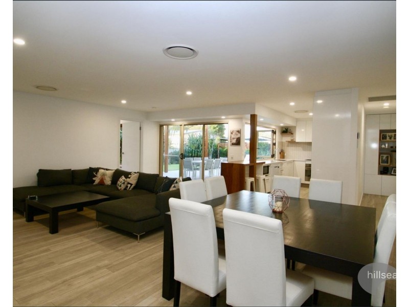 14 Okinya Street, Biggera Waters QLD 4216