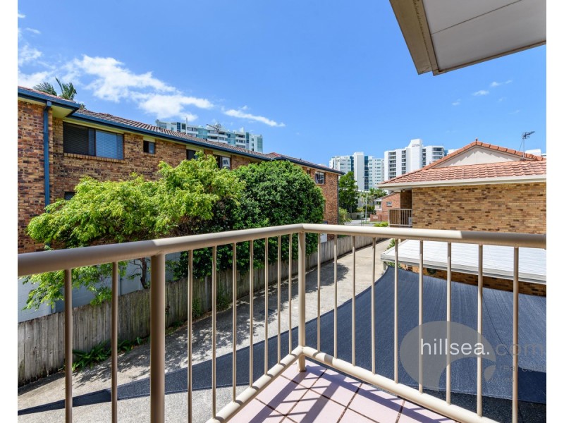 3/152 Frank Street, Labrador QLD 4215