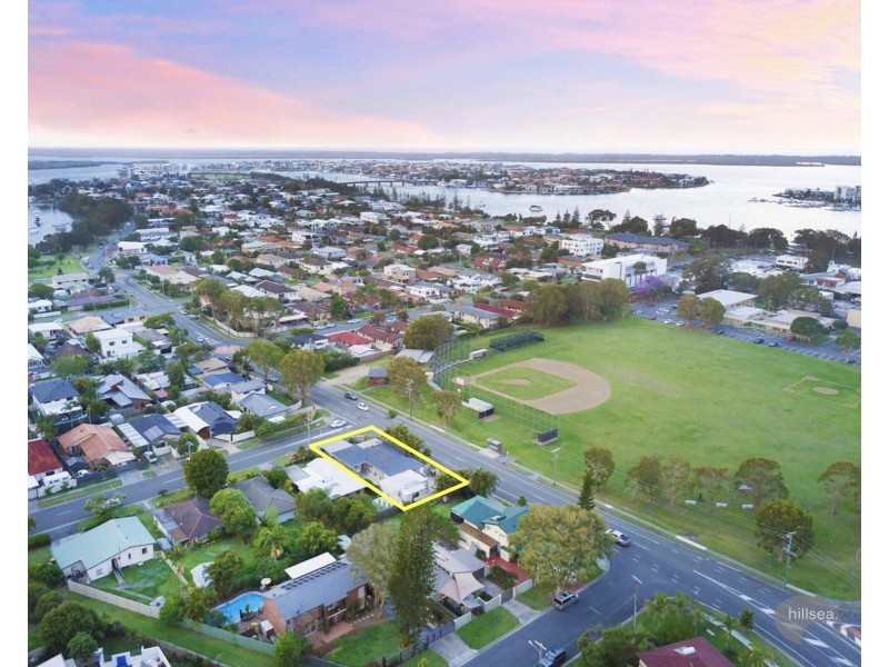 104 Paradise Parade, Paradise Point QLD 4216