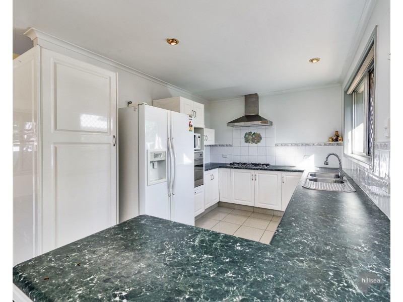 104 Paradise Parade, Paradise Point QLD 4216