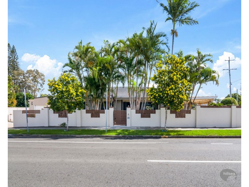 104 Paradise Parade, Paradise Point QLD 4216