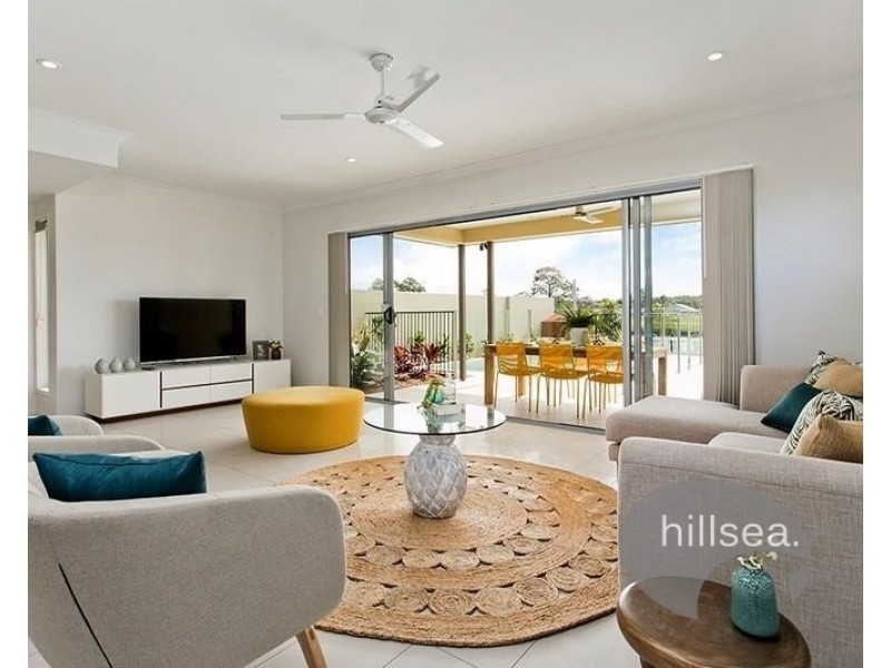 39 North View Street, Hope Island QLD 4212