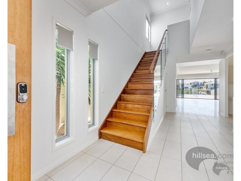 39 North View Street, Hope Island QLD 4212