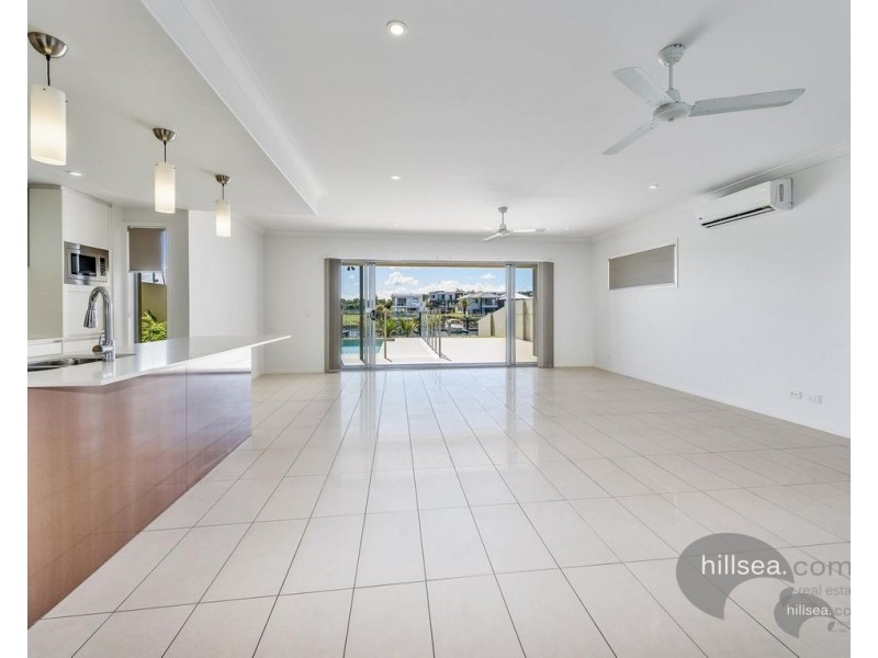 39 North View Street, Hope Island QLD 4212