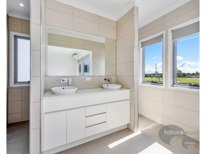 39 North View Street, Hope Island QLD 4212