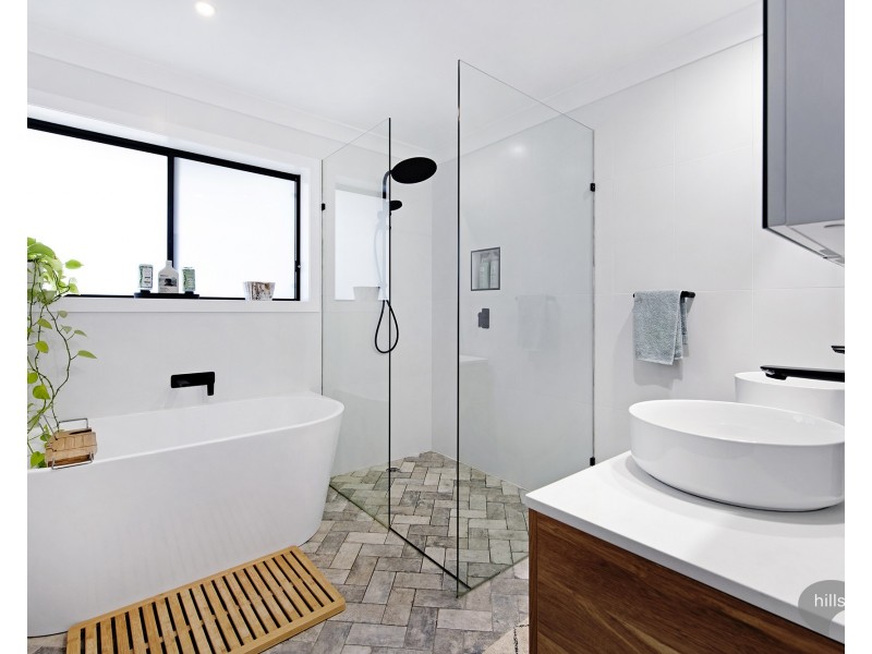 6 Pedder Place, Coombabah QLD 4216