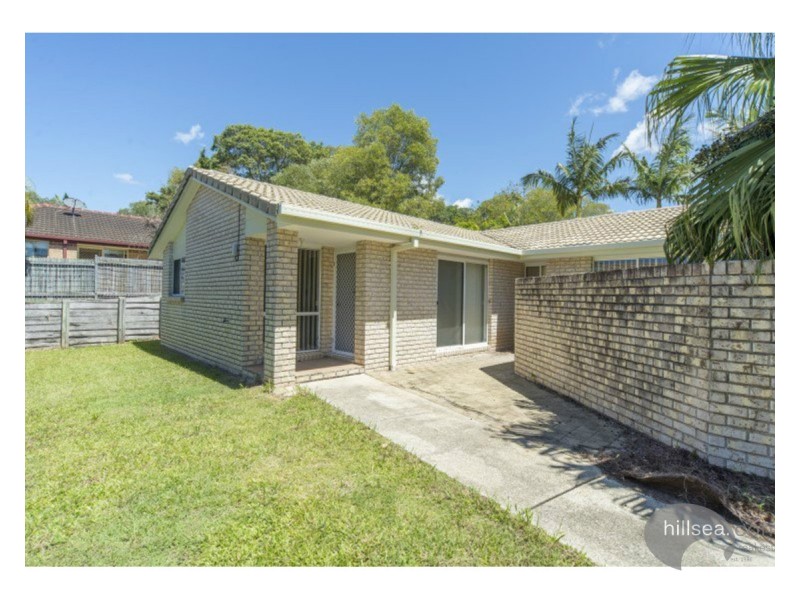 2/9 Clovelly Place, Labrador QLD 4215