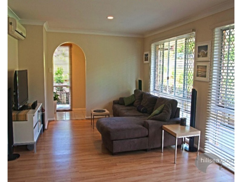 2/2 Freeman Street, Labrador QLD 4215