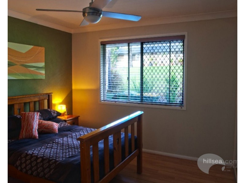 2/2 Freeman Street, Labrador QLD 4215