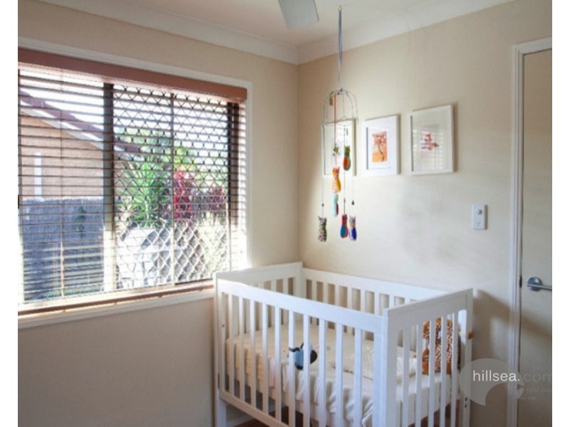 2/2 Freeman Street, Labrador QLD 4215