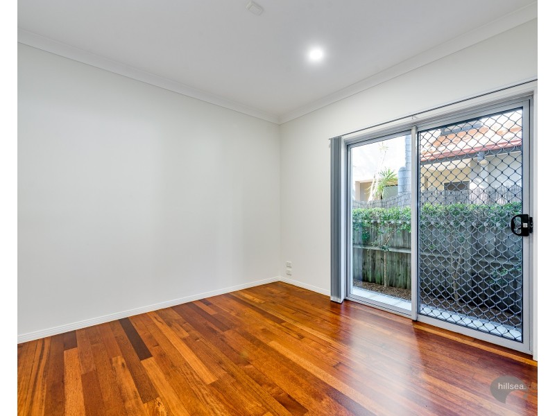 2/6 Tecona Avenue, Hollywell QLD 4216