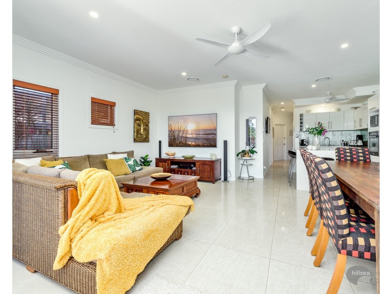 2/397 Bayview Street, Hollywell QLD 4216