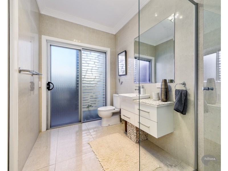 2/397 Bayview Street, Hollywell QLD 4216