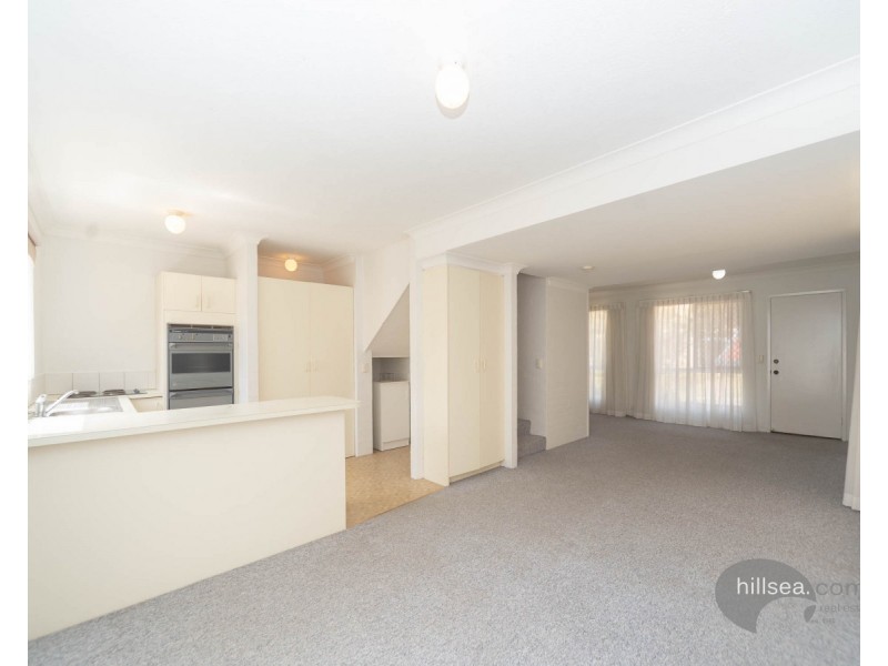 11/13-17 Brown Street, Labrador QLD 4215