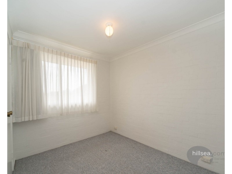 11/13-17 Brown Street, Labrador QLD 4215