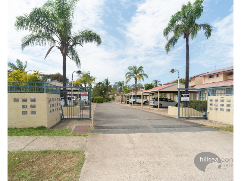 11/13-17 Brown Street, Labrador QLD 4215