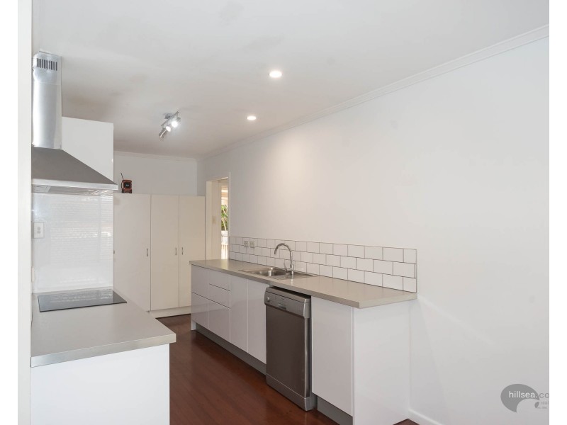 3 Grace Avenue, Labrador QLD 4215