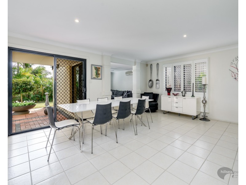 287 Napper Road, Arundel QLD 4214