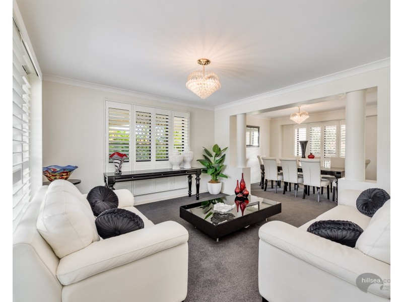 287 Napper Road, Arundel QLD 4214