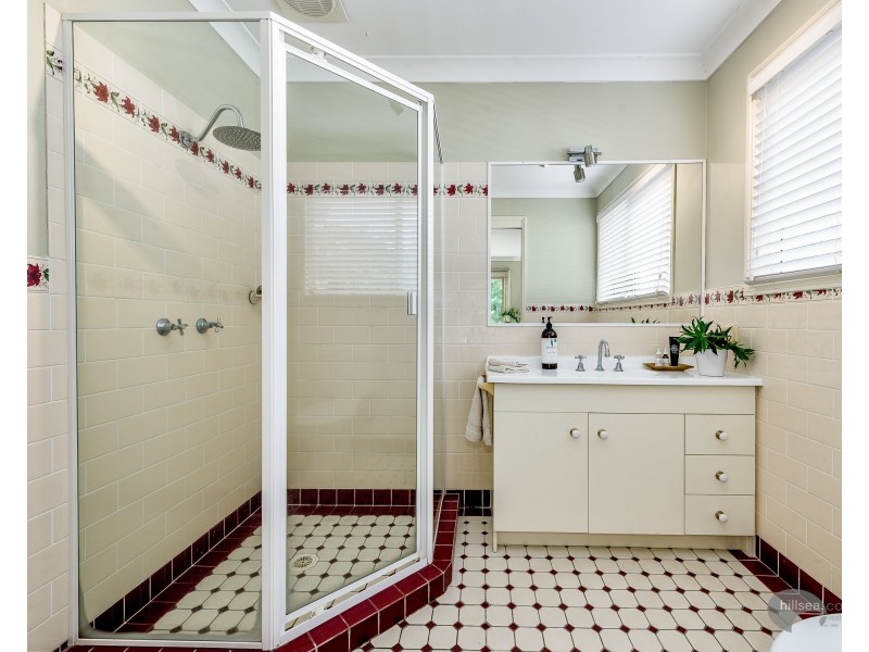 20 Tallara Street, Coombabah QLD 4216