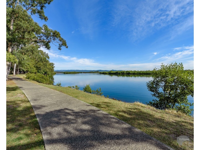 20 Tallara Street, Coombabah QLD 4216