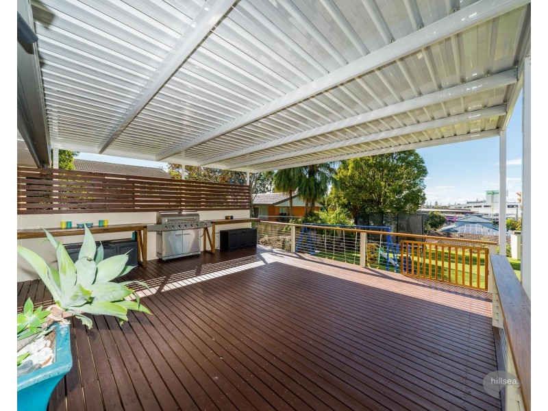 33 Ashbourne Terrace, Biggera Waters QLD 4216