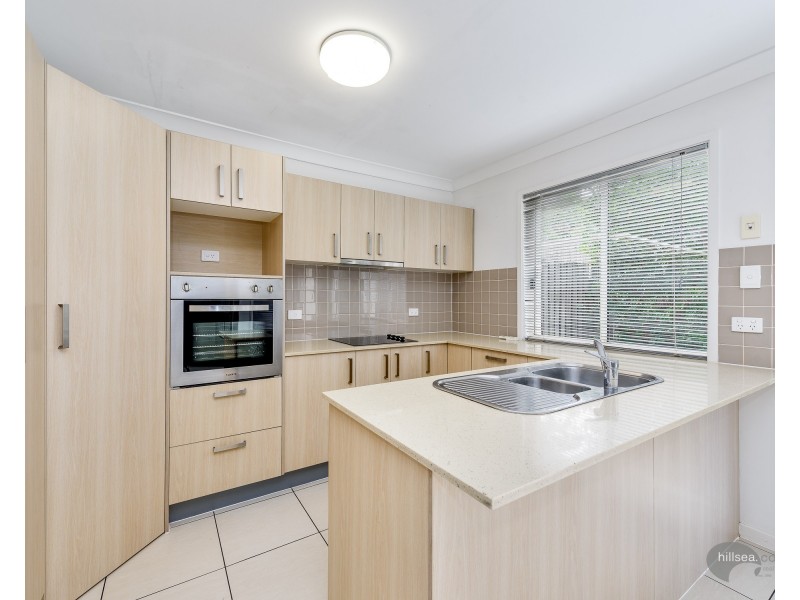 4/49 Usher Avenue, Labrador QLD 4215