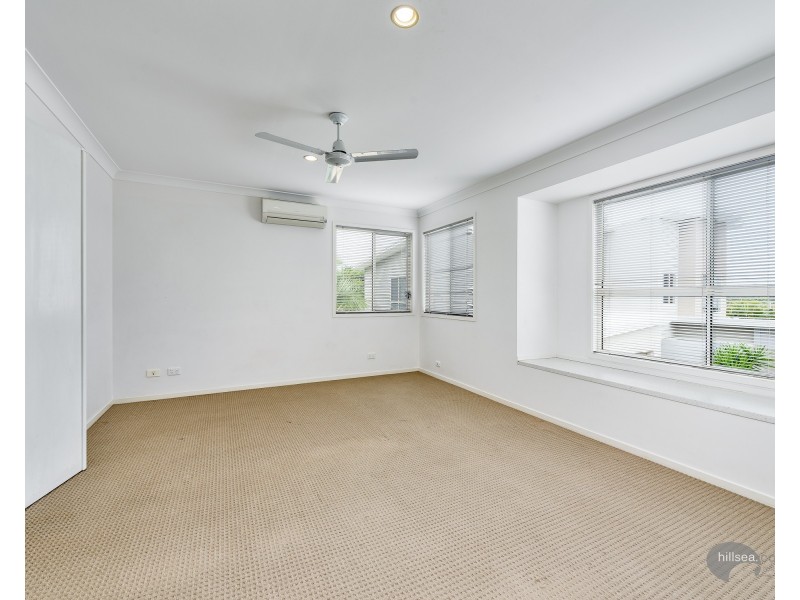 4/49 Usher Avenue, Labrador QLD 4215