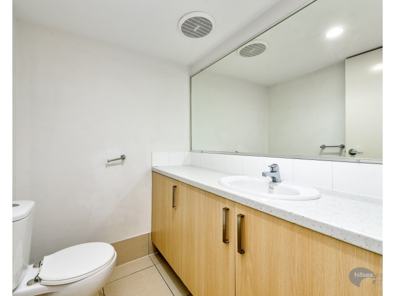 4/49 Usher Avenue, Labrador QLD 4215