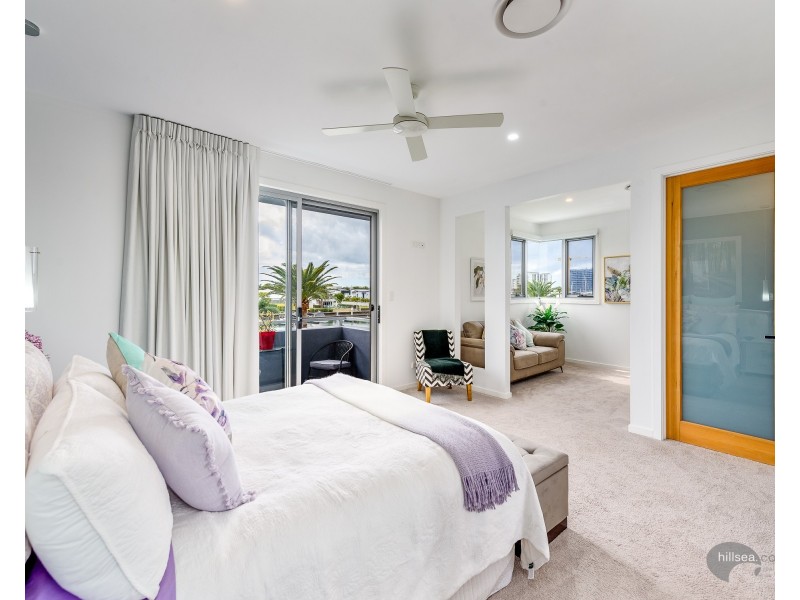 12 North View Street, Hope Island QLD 4212