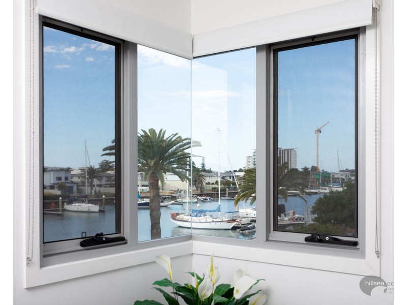 12 North View Street, Hope Island QLD 4212