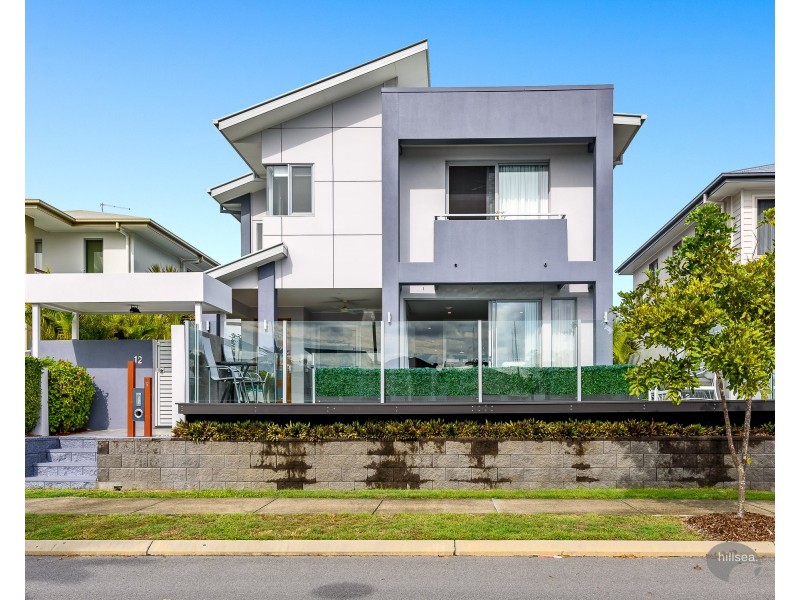 12 North View Street, Hope Island QLD 4212