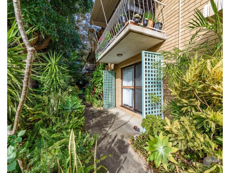 1/29 Bath Street, Labrador QLD 4215