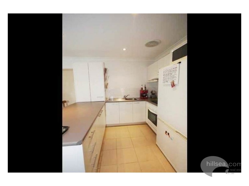 4/137 Olsen Avenue, Labrador QLD 4215