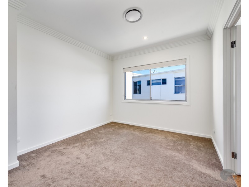 63 Southaven Drive, Helensvale QLD 4212